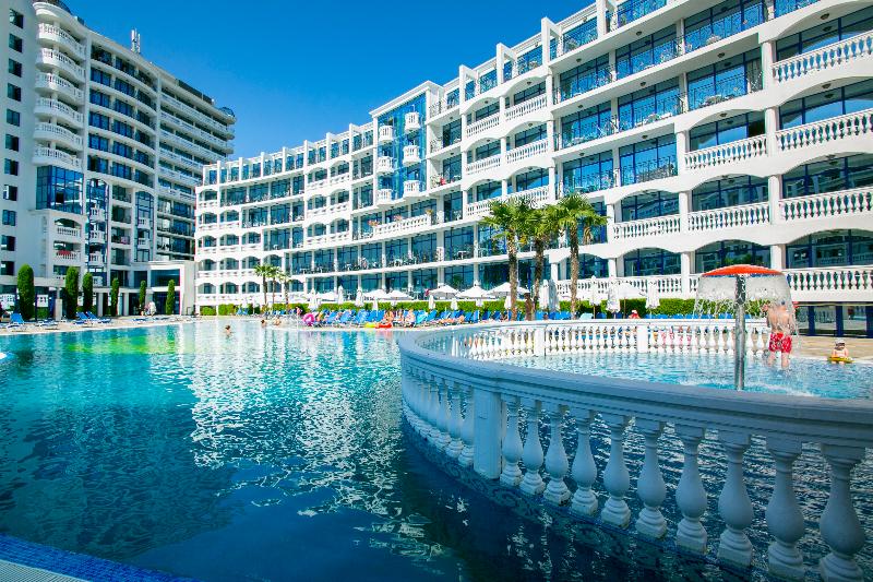 Отель Chaika Beach Resort