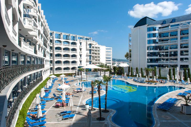 Отель Chaika Beach Resort