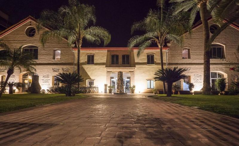 فندق Dwo Valencia