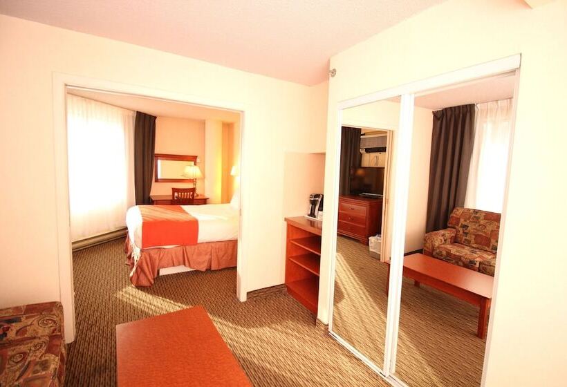 호텔 Chrome Montreal Centreville