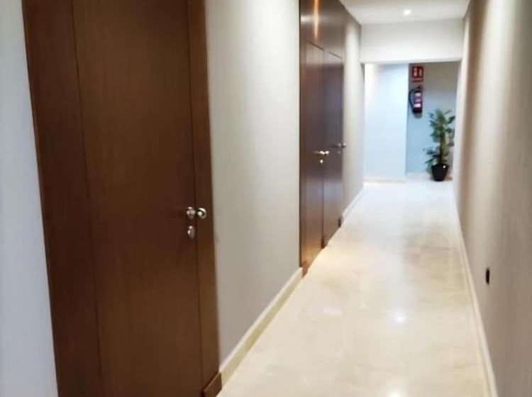 هتل Ciudad De Navalcarnero