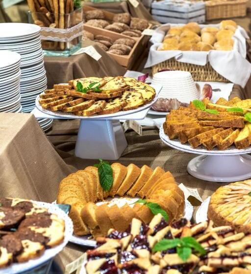 فندق Colonna Country Club