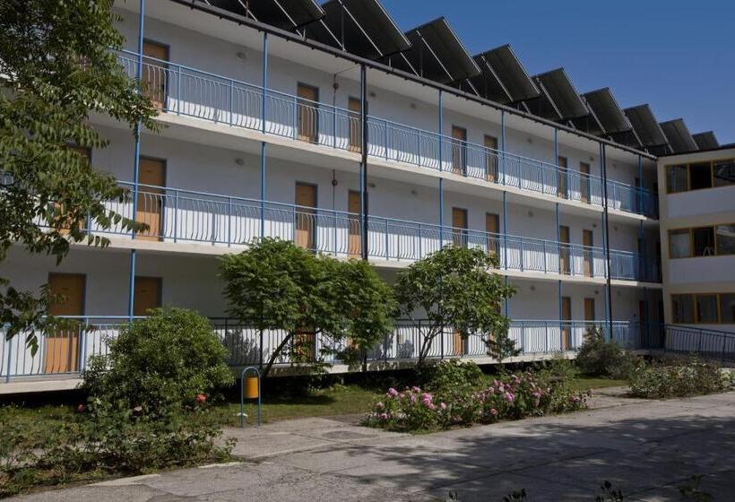 בית מלון כפרי Continental Park