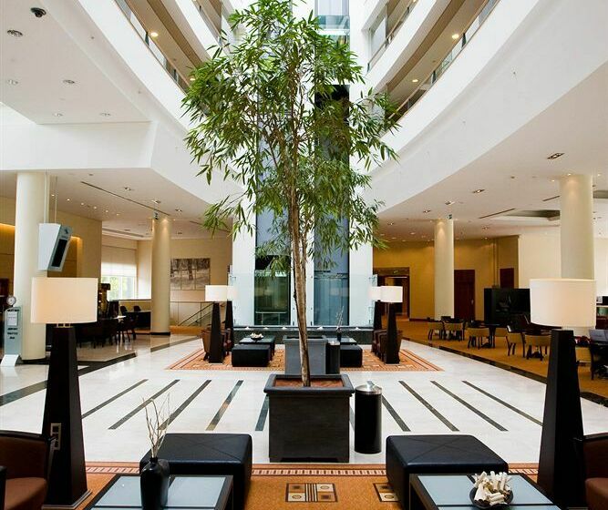 هتل Crowne Plaza Brussels Airport