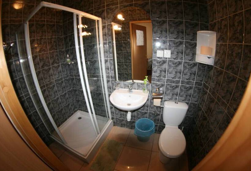 فندق Daisy Budget