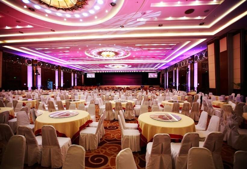 Don Chan Palace Hotel & Convention