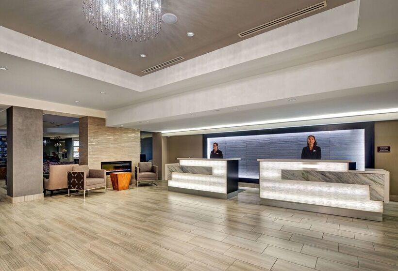 Hotel Doubletree By Hilton Halifax Dartmouth