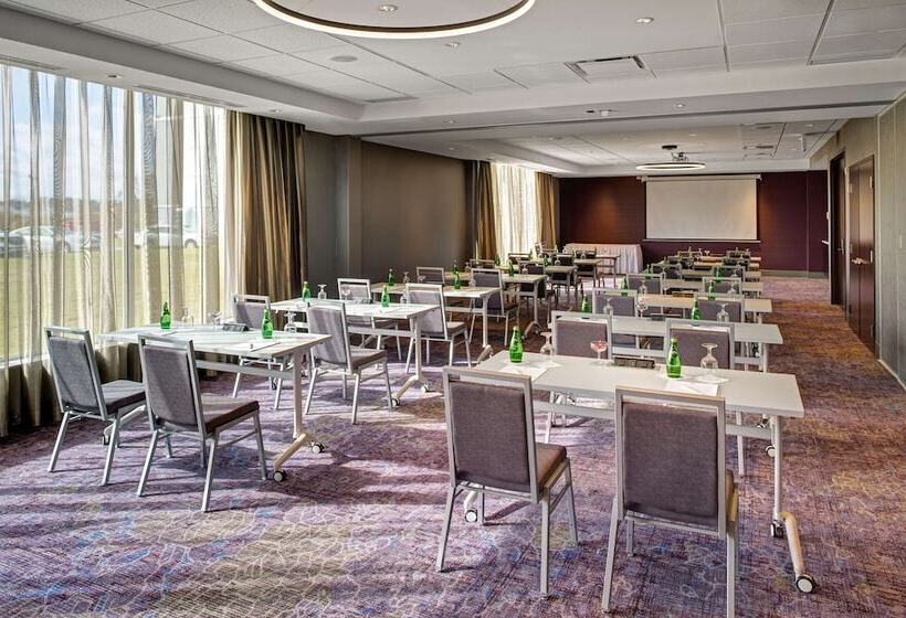 Hotel Doubletree By Hilton Halifax Dartmouth