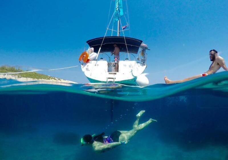 בית מלון כפרי Eden