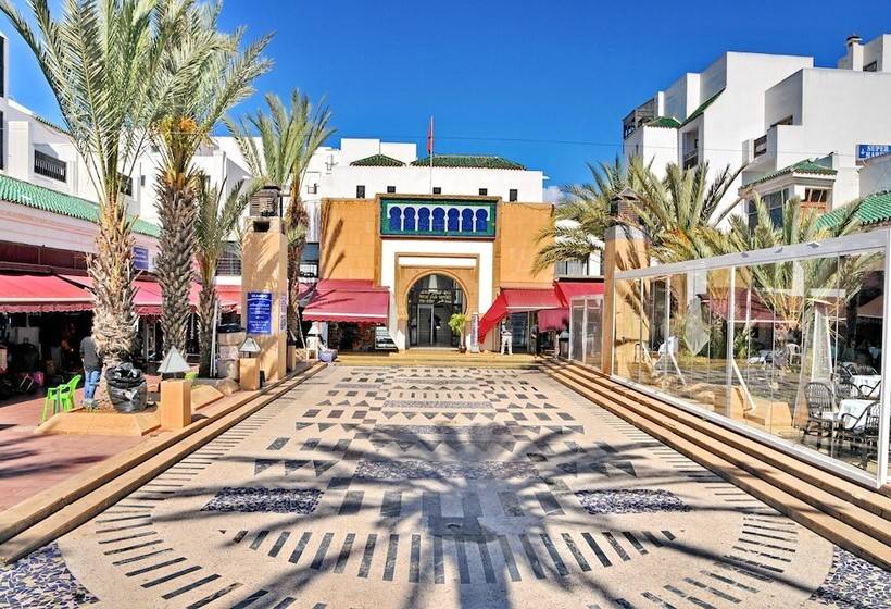 בית מלון כפרי El Pueblo Tamlelt