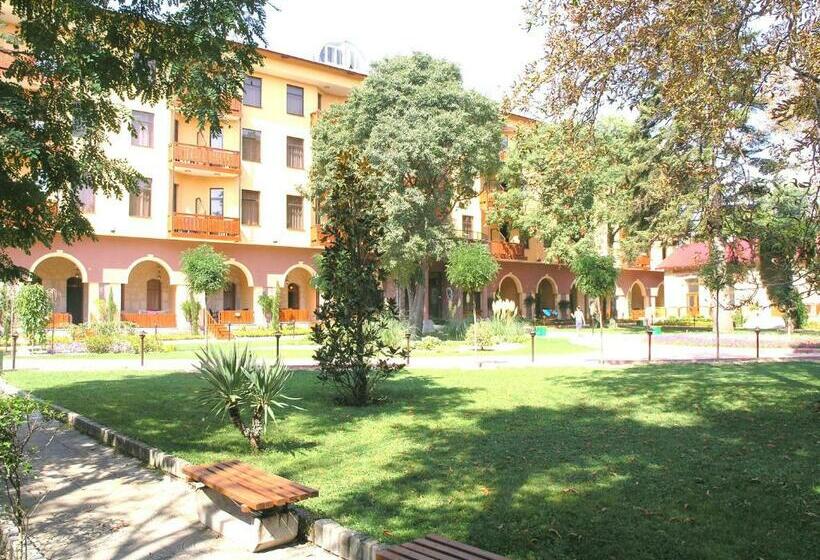 Estreya Residence Hotel And Spa