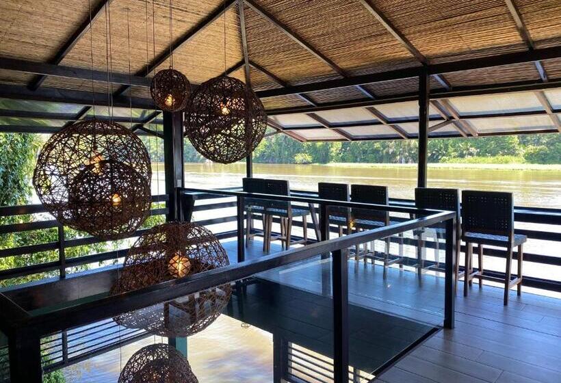 فندق Evergreen Lodge