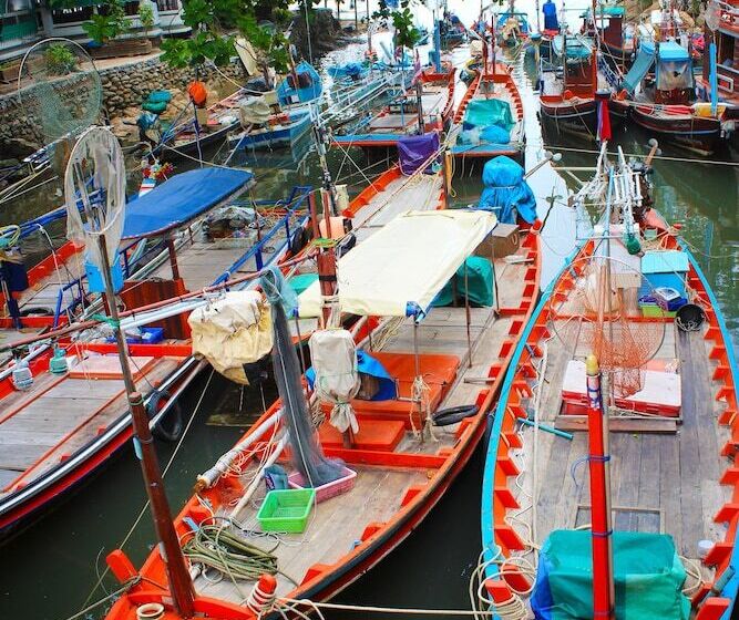 فندق First Bungalow Beach Resort