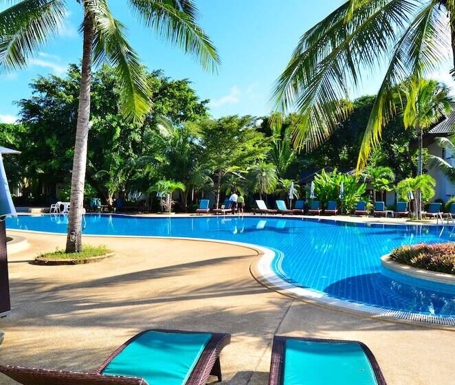 فندق First Bungalow Beach Resort