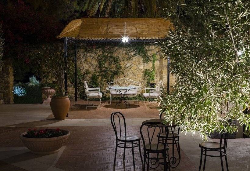 Отель Foresteria Baglio Della Luna