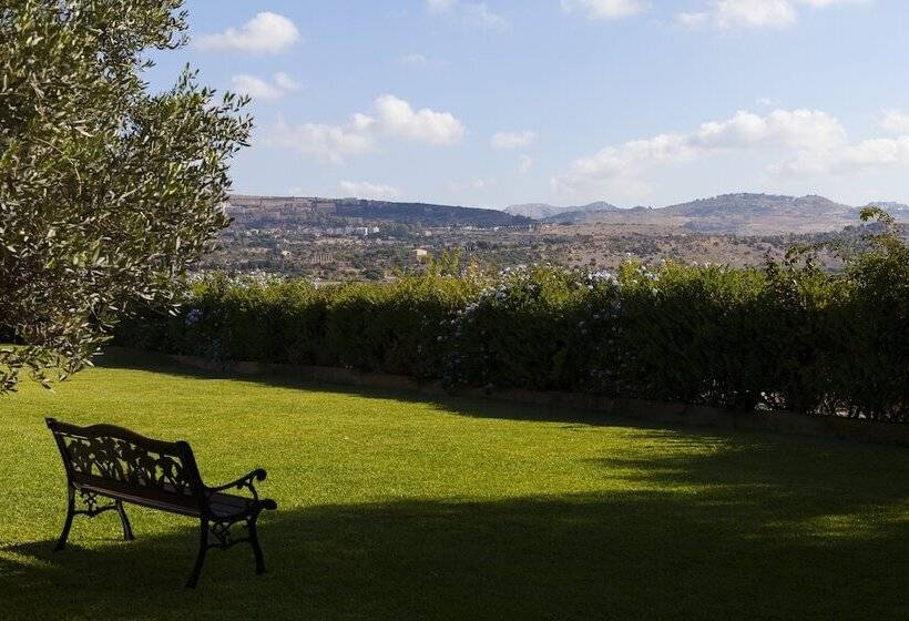 Отель Foresteria Baglio Della Luna