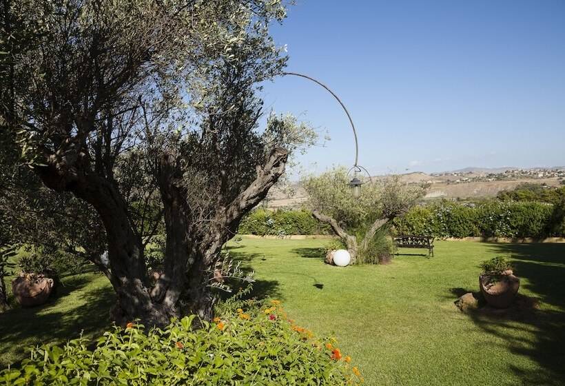 Отель Foresteria Baglio Della Luna