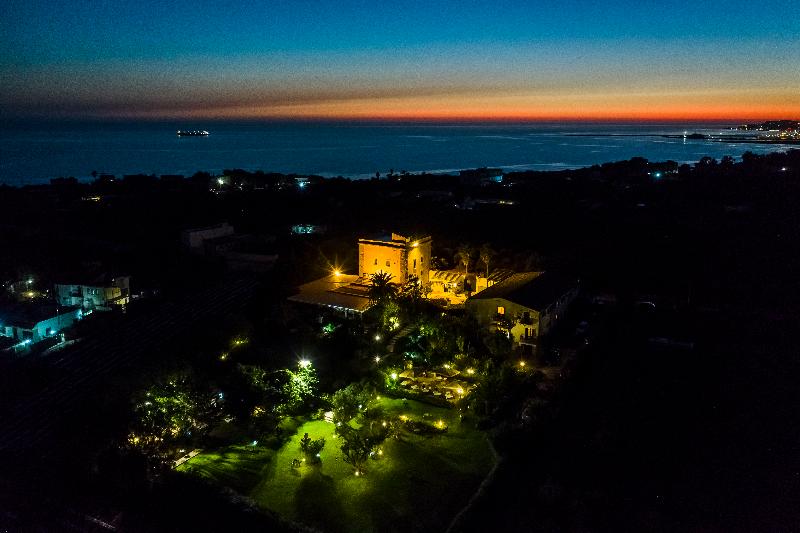 Отель Foresteria Baglio Della Luna