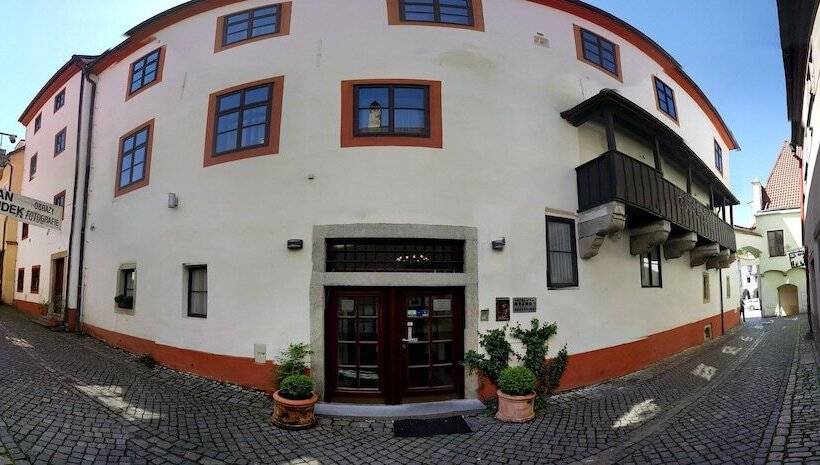 בית מלון כפרי Grand