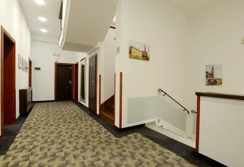 בית מלון כפרי Grand