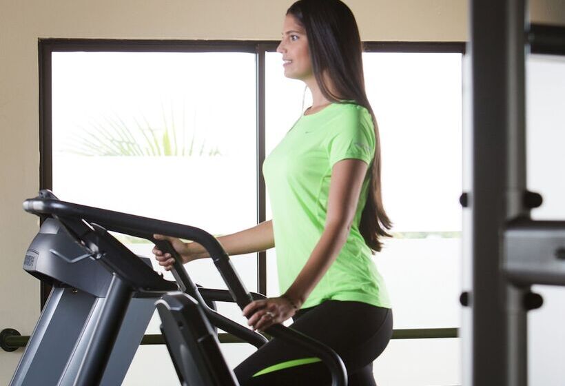 Отель Hodelpa Garden Suites - All Inclusive