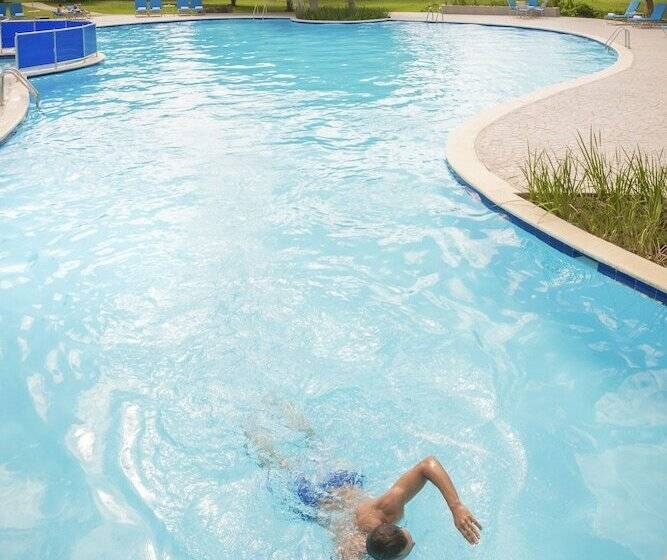 Отель Hodelpa Garden Suites - All Inclusive