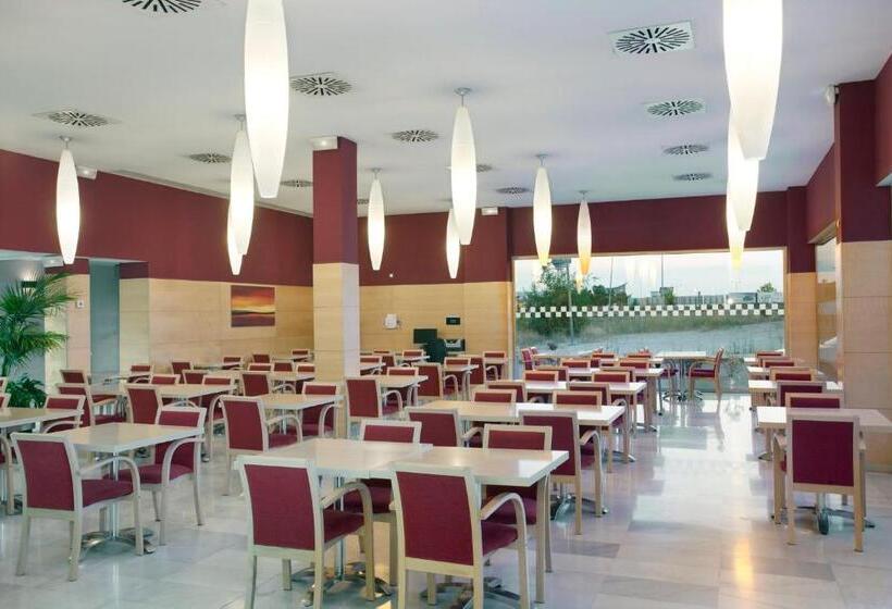 هتل Holiday Inn Express Madrid Alcorcón, An Ihg
