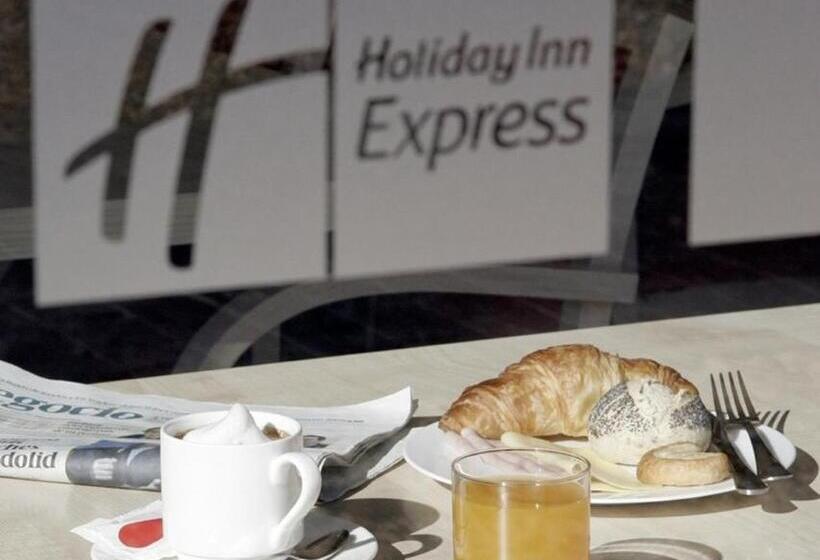 هتل Holiday Inn Express Madrid Alcorcón, An Ihg