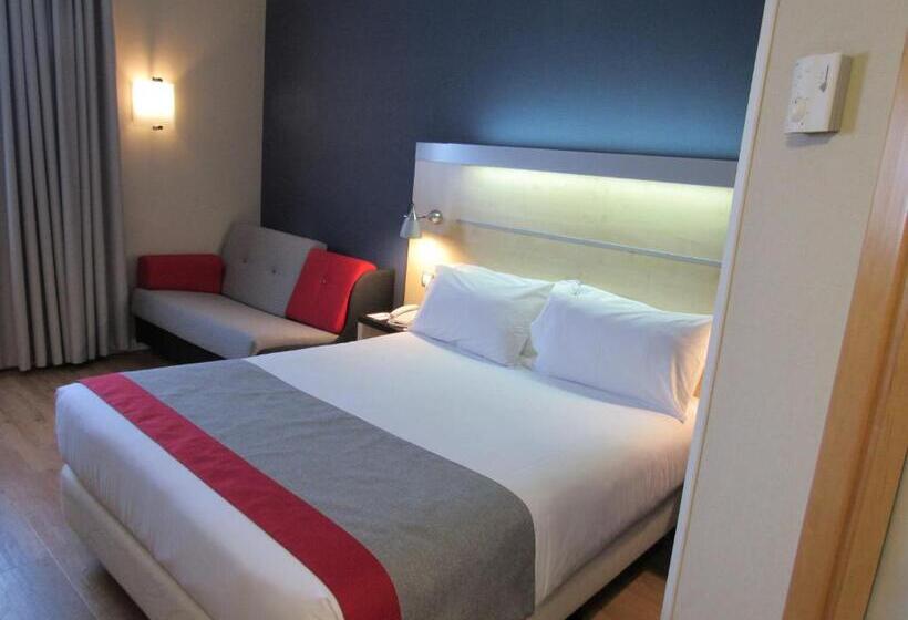 هتل Holiday Inn Express Madrid Alcorcón, An Ihg