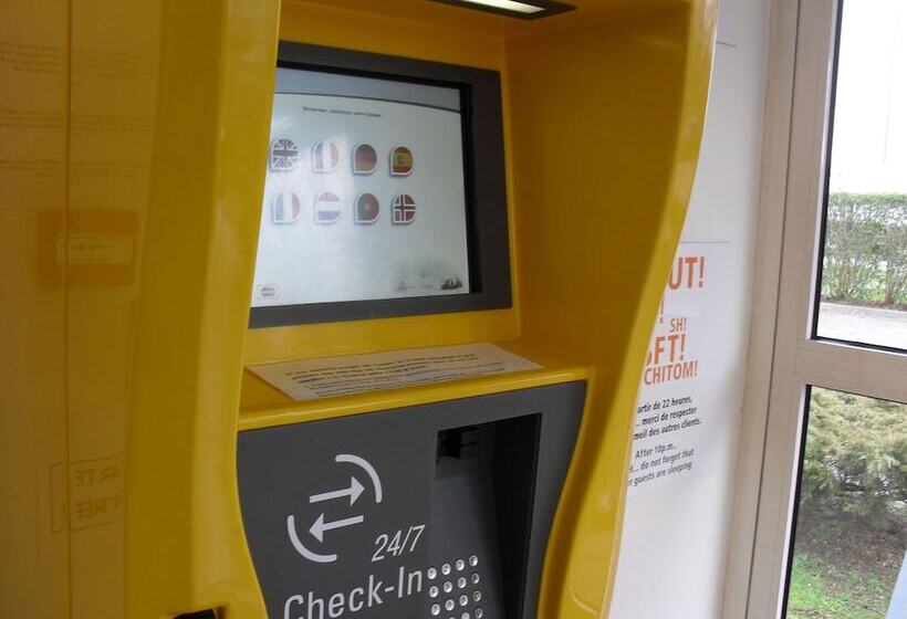 Отель Première Classe Metz Est Technopole