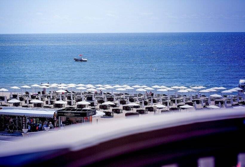 酒店 Imperial Palace