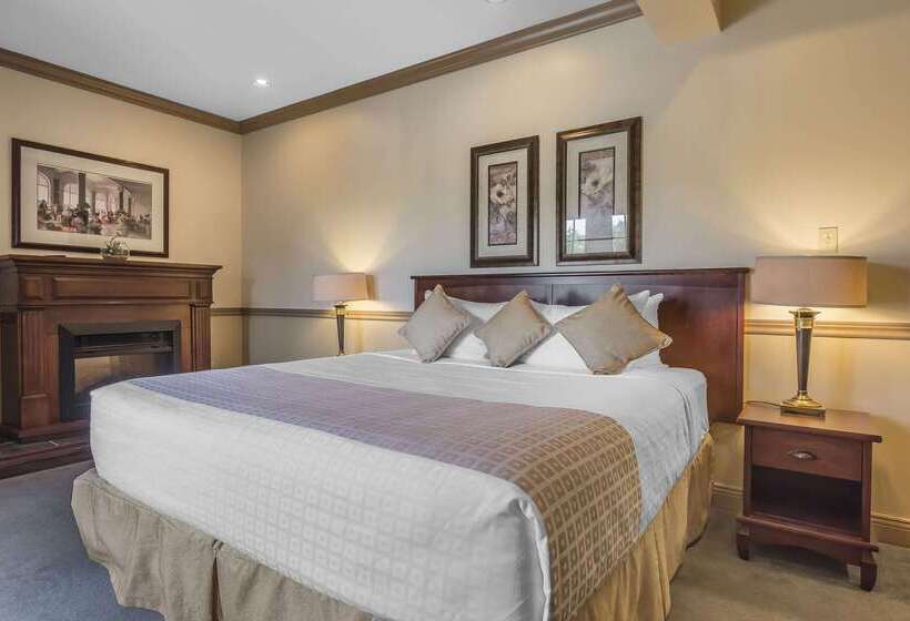 Inn On The Lake, Ascend Hotel Collection