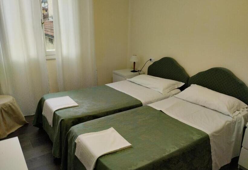 Отель Internazionale