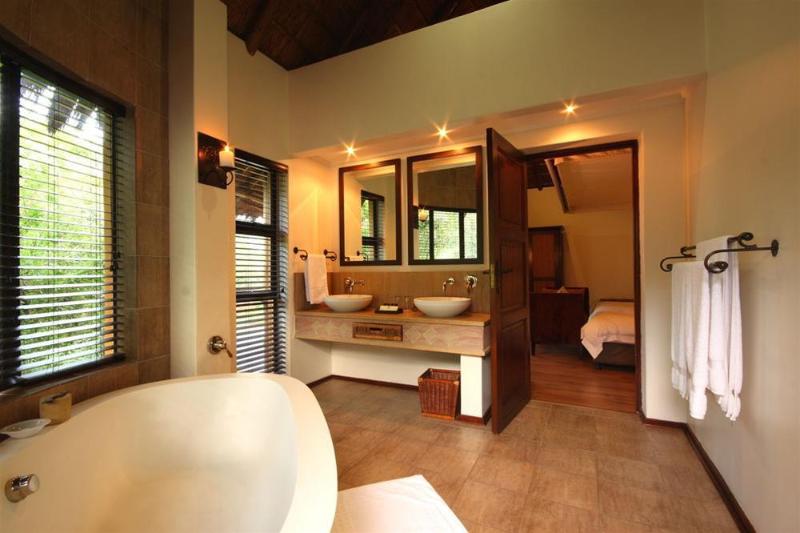 Отель Ivory Tree Game Lodge