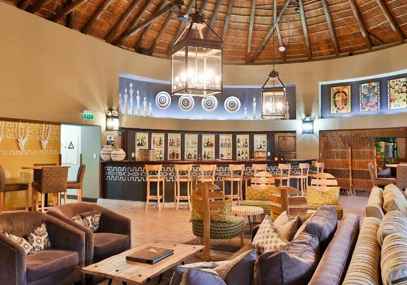 Отель Ivory Tree Game Lodge