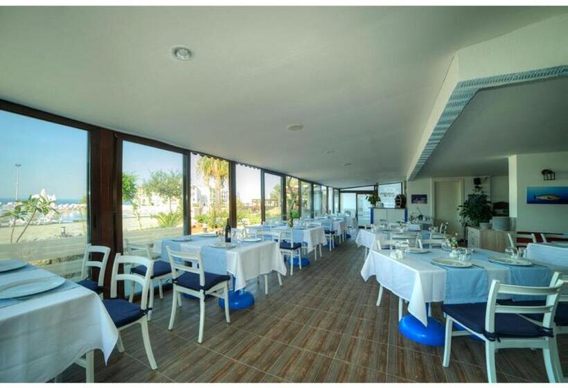 هتل Jasmine Court