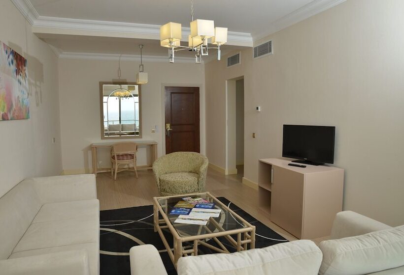 Отель Jasmine Court