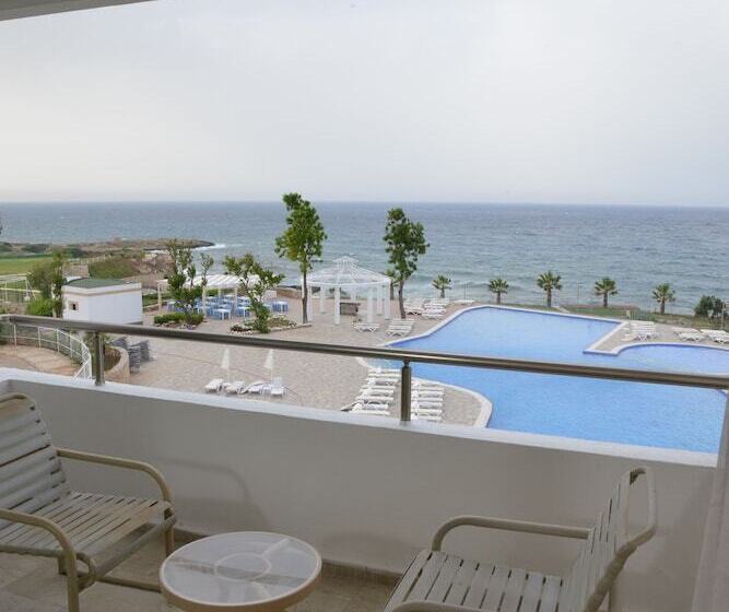 Отель Jasmine Court