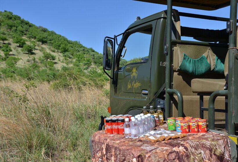 Отель Kwa Maritane Bush Lodge