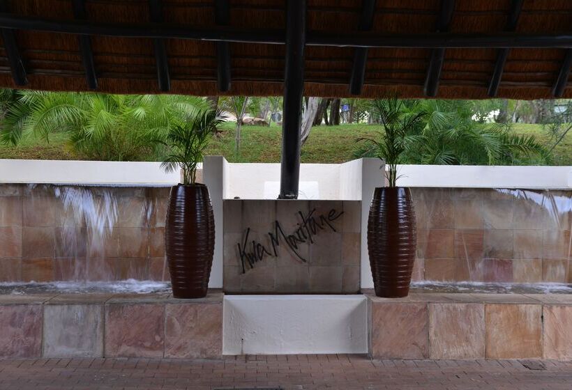 Отель Kwa Maritane Bush Lodge