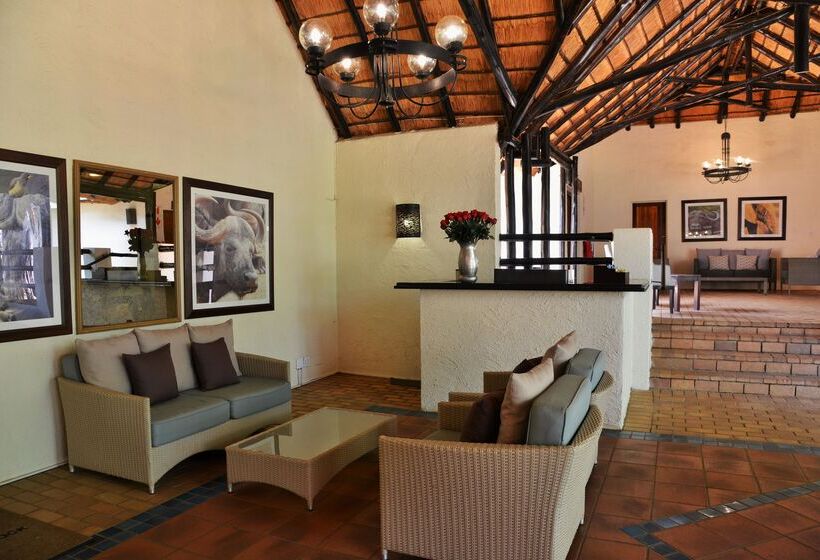 Отель Kwa Maritane Bush Lodge