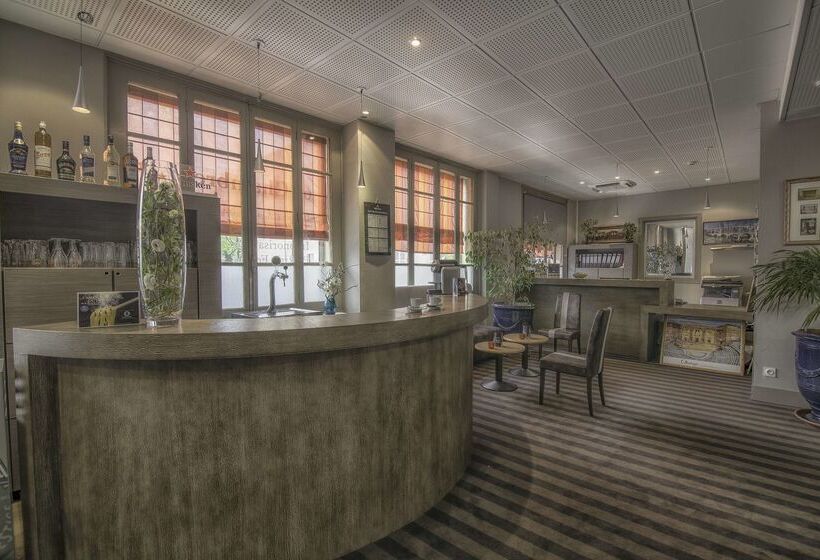 Kyriad Orange Centre Ville 3 Stars   Hotel Restaurant   La Galerie D Art Des Princes   Provence Alpe