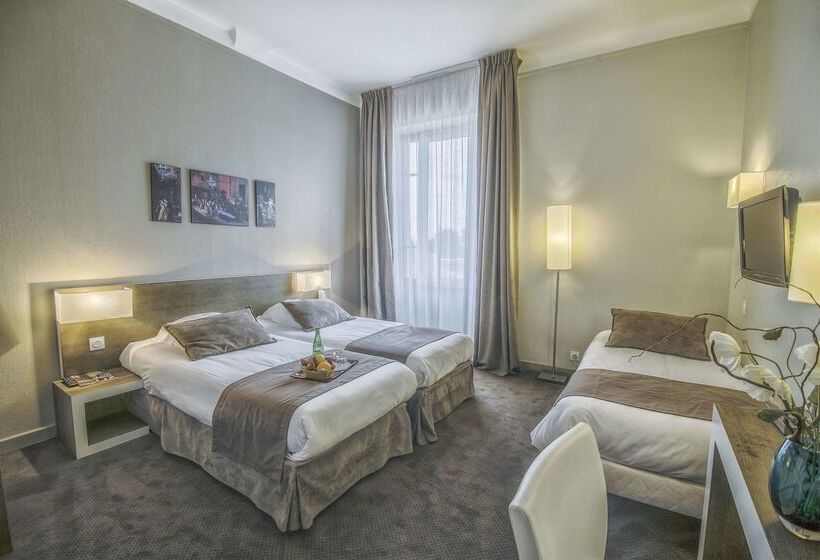 Kyriad Orange Centre Ville 3 Stars   Hotel Restaurant   La Galerie D Art Des Princes   Provence Alpe