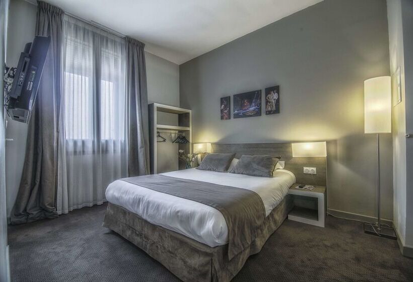 Kyriad Orange Centre Ville 3 Stars   Hotel Restaurant   La Galerie D Art Des Princes   Provence Alpe