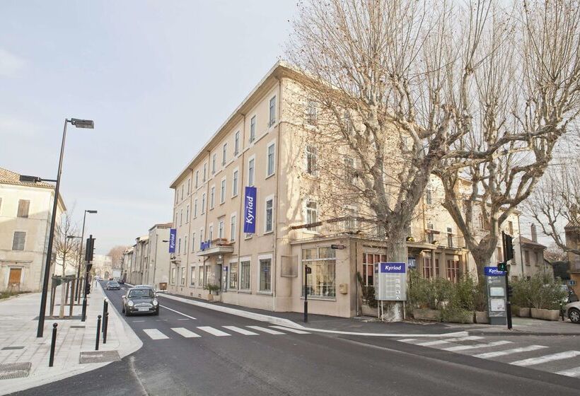 Kyriad Orange Centre Ville 3 Stars   Hotel Restaurant   La Galerie D Art Des Princes   Provence Alpe
