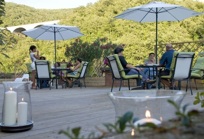 בית מלון כפרי La Selva