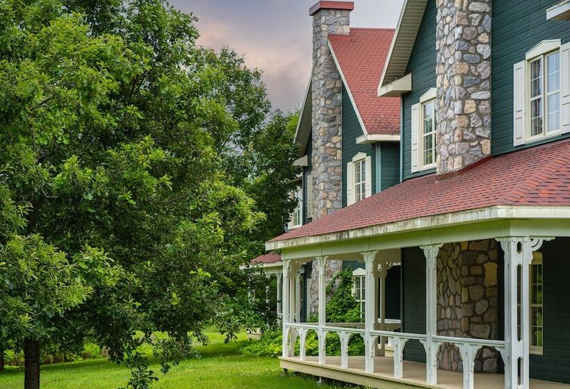 Отель Le Baluchon Ecovillegiature