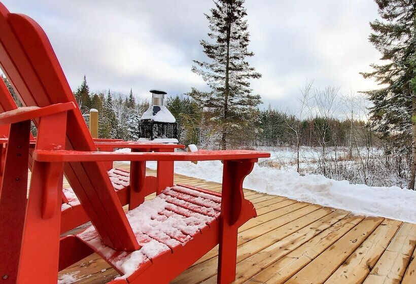 Отель Le Baluchon Ecovillegiature