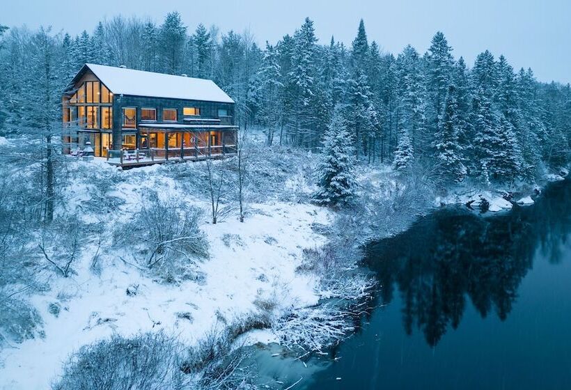 Отель Le Baluchon Ecovillegiature