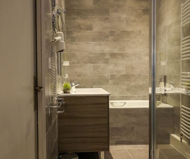 בית מלון כפרי Le Chapon Fin